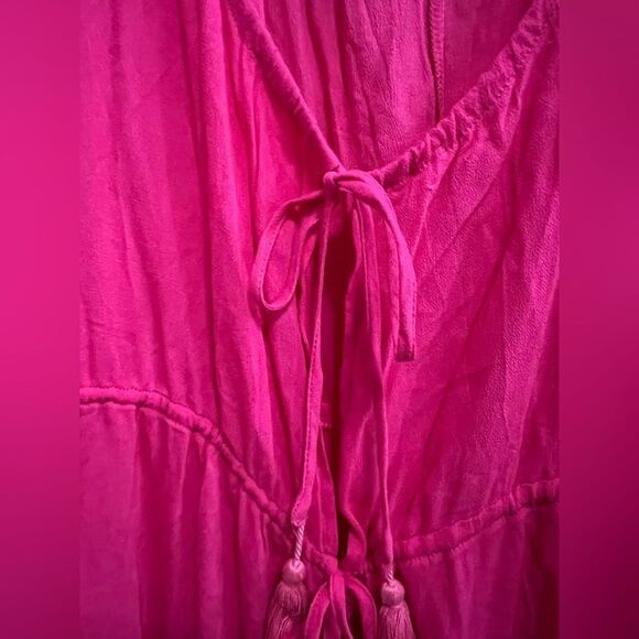 Gorgeous NWOT White Fox size XS oversized pink tie front romper - Picture 3 of 6